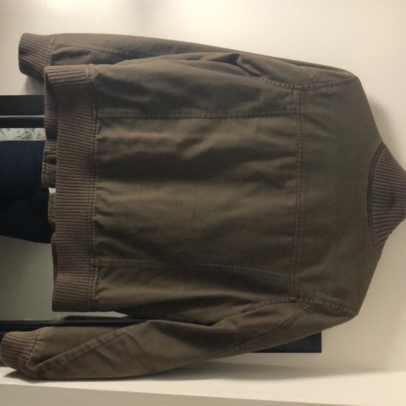 Green jacket - Picture 3 of 4